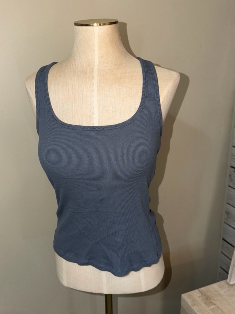 Klassy Network Ribbed Square-Neck Tank Top in Slate Blue